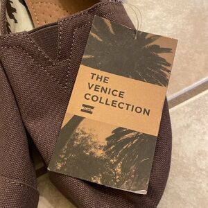 Tom’s Slip On Shoes Brown The Venice Collection brand new never worn